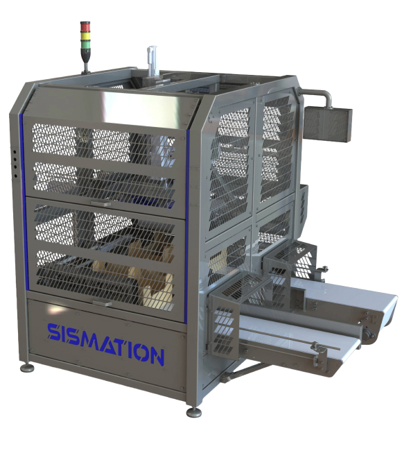 Sismation automatische krattenopzetter met transportband voor een industriële verpakkingslijn.